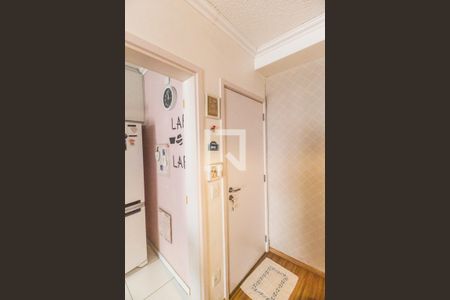 Entrada de apartamento à venda com 2 quartos, 68m² em Jardim Tupanci, Barueri