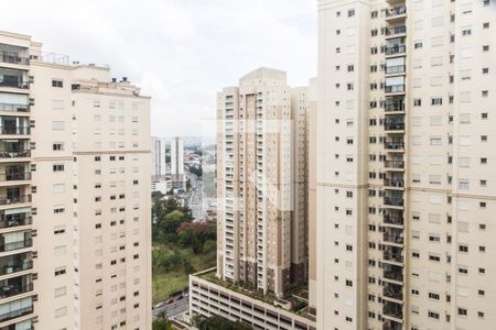 Vista da Varanda de apartamento à venda com 2 quartos, 68m² em Jardim Tupanci, Barueri