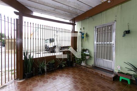 Garagem de casa à venda com 2 quartos, 120m² em Vila Carrão, São Paulo