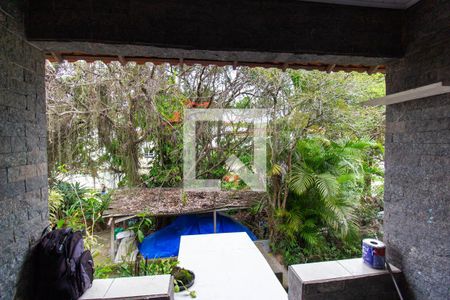 Vista Sala de casa para alugar com 2 quartos, 70m² em Maria Paula, Niterói