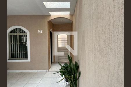 Casa à venda com 2 quartos, 180m² em Vila Carrão, São Paulo