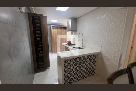 Sala de apartamento à venda com 3 quartos, 109m² em Jardim Aeroporto, São Paulo