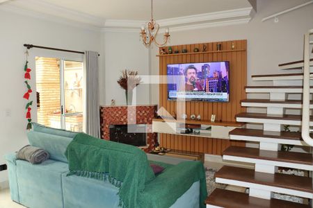 Casa de Condomínio para alugar com 3 quartos, 155m² em Jardim da Gloria, Cotia