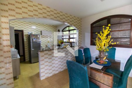 Cozinha de casa à venda com 4 quartos, 290m² em Itaipu, Niterói