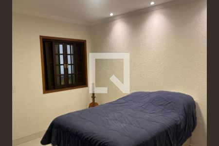 Casa à venda com 3 quartos, 272m² em Vila Carrão, São Paulo