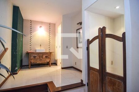 Casa à venda com 5 quartos, 369m² em Santo Antônio, Niterói