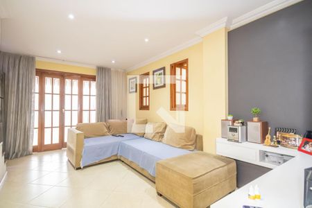 Sala de casa à venda com 3 quartos, 125m² em Santa Maria, Osasco
