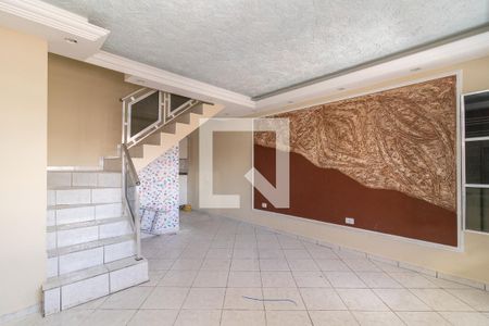 Sala de casa à venda com 3 quartos, 125m² em Jardim Verônia, São Paulo