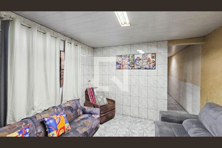 Sala de casa à venda com 5 quartos, 625m² em Padroeira, Osasco