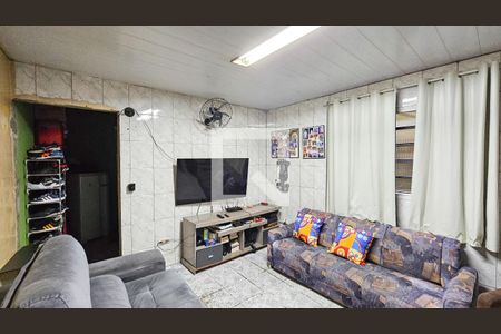 Sala de casa à venda com 5 quartos, 625m² em Padroeira, Osasco