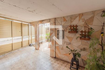 Garagem de casa à venda com 2 quartos, 200m² em Jardim Brasil (zona Norte), São Paulo