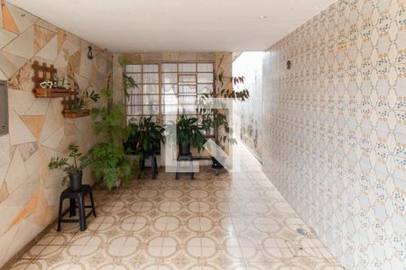 Garagem de casa à venda com 2 quartos, 200m² em Jardim Brasil (zona Norte), São Paulo
