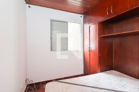 Quarto 1 de apartamento para alugar com 2 quartos, 55m² em Jardim Casa Pintada, São Paulo