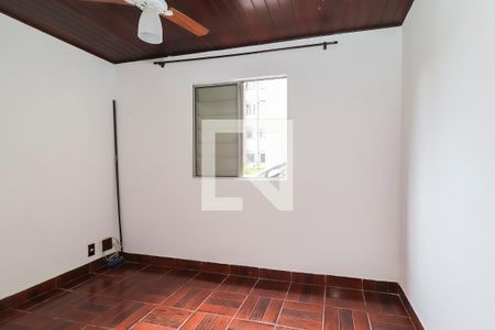 Quarto 2 de apartamento para alugar com 2 quartos, 55m² em Jardim Casa Pintada, São Paulo
