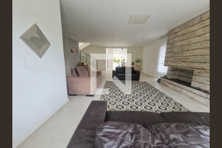 Casa à venda com 4 quartos, 425m² em Parque Sinai, Santana de Parnaíba