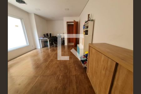 Casa à venda com 4 quartos, 425m² em Parque Sinai, Santana de Parnaíba