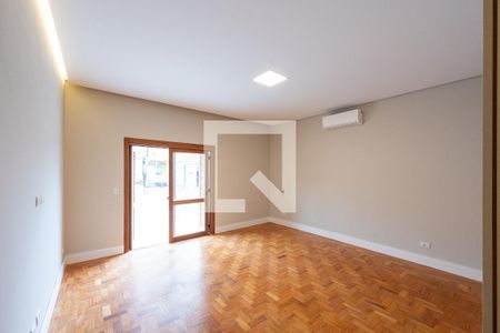 Suíte 1 de casa para alugar com 2 quartos, 150m² em Mirandópolis, São Paulo