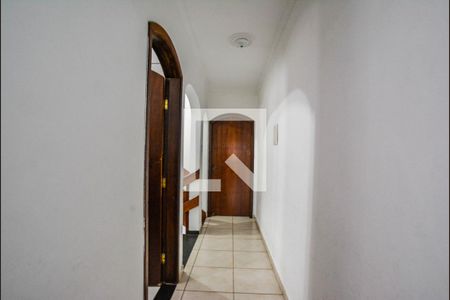 Corredor de casa para alugar com 3 quartos, 300m² em Jardim Ipanema, Santo André