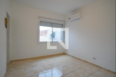 Sala de apartamento à venda com 2 quartos, 62m² em Navegantes, Porto Alegre