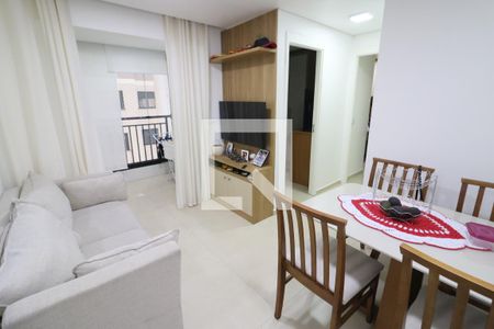Sala de apartamento à venda com 2 quartos, 48m² em Padroeira, Osasco