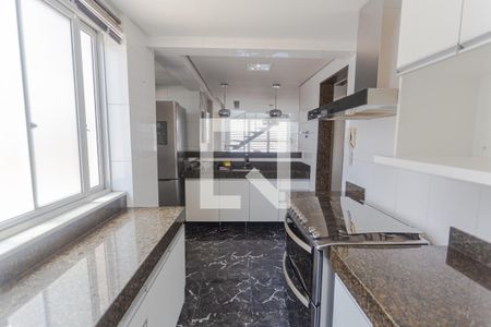 Cozinha/Área de Serviço de apartamento à venda com 2 quartos, 105m² em Sagrada Família, Belo Horizonte