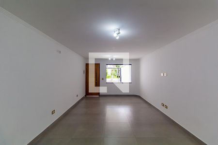 Casa para alugar com 3 quartos, 150m² em Jardim Ibitirama, São Paulo