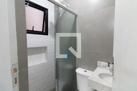 Banheiro de kitnet/studio para alugar com 1 quarto, 20m² em Vila Butantã, São Paulo