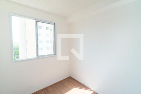 Quarto 1 de apartamento para alugar com 2 quartos, 34m² em Jardim Itacolomi, São Paulo