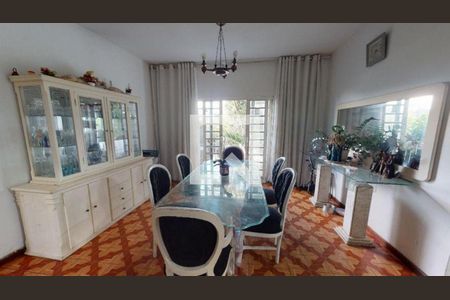 Casa à venda com 4 quartos, 538m² em Cambuci, São Paulo