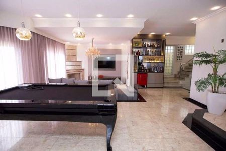 Casa à venda com 4 quartos, 800m² em Parque Terra Nova II, São Bernardo do Campo