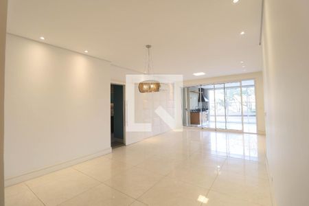 Sala de apartamento à venda com 2 quartos, 260m² em Tremembé, São Paulo