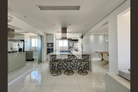 Cozinha de apartamento à venda com 2 quartos, 104m² em Cambuí, Campinas