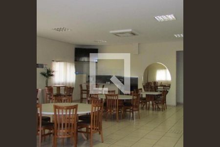 Casa à venda com 3 quartos, 285m² em Swiss Park, Campinas