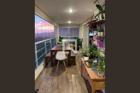 Apartamento à venda com 3 quartos, 202m² em Alphaville Empresarial, Santana de Parnaíba