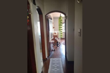 Casa à venda com 3 quartos, 194m² em Cidade São Jorge, Santo André