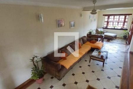 Casa à venda com 4 quartos, 348m² em Cidade Intercap, Taboão da Serra