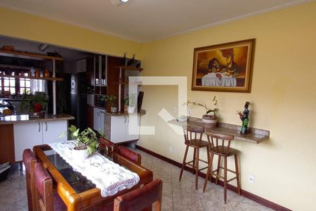 Casa à venda com 4 quartos, 348m² em Cidade Intercap, Taboão da Serra