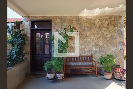 Casa à venda com 5 quartos, 590m² em São Francisco, Niterói