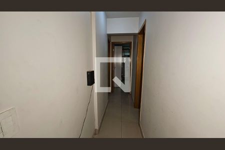 Corredor de apartamento para alugar com 3 quartos, 99m² em Setor Pedro Ludovico, Goiânia