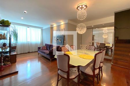 Sala de apartamento à venda com 3 quartos, 220m² em Lourdes, Belo Horizonte