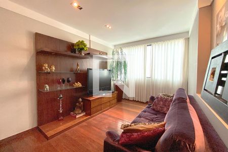 Sala de Estar de apartamento à venda com 3 quartos, 220m² em Lourdes, Belo Horizonte