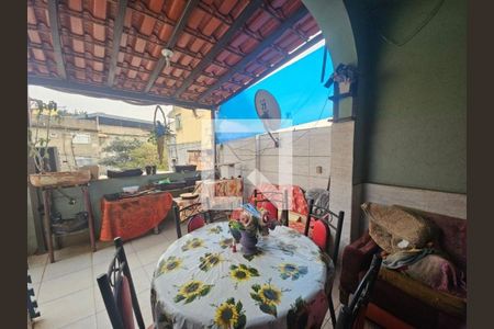 Casa à venda com 4 quartos, 200m² em Eymard, Belo Horizonte