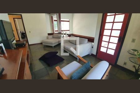Casa à venda com 5 quartos, 381m² em Piratininga, Niterói