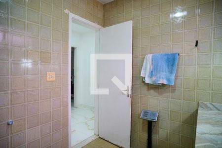 Banheiro Social de casa de condomínio à venda com 3 quartos, 680m² em Charitas, Niterói