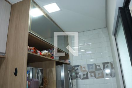 Cozinha de casa de condomínio para alugar com 2 quartos, 177m² em Jardim Semiramis, Cotia