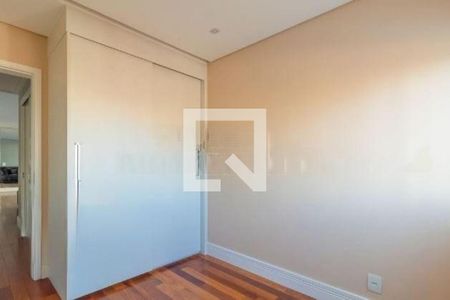 Apartamento à venda com 3 quartos, 189m² em Vila Firmiano Pinto, São Paulo