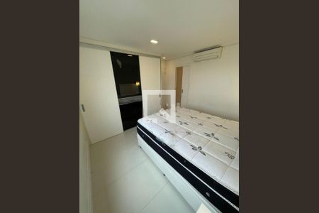 Apartamento à venda com 2 quartos, 126m² em Vila Firmiano Pinto, São Paulo