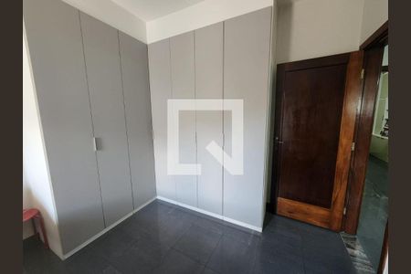 Casa à venda com 3 quartos, 115m² em Vila Monumento, São Paulo