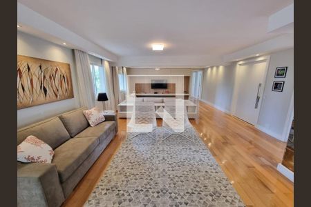 Apartamento à venda com 3 quartos, 210m² em Moema, São Paulo