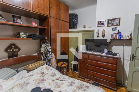 Quarto 2 de casa à venda com 3 quartos, 300m² em Santa Efigênia, Belo Horizonte
